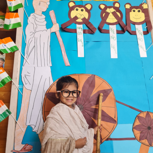 A child dressed as Gandhiji on Gandhi Jayanti